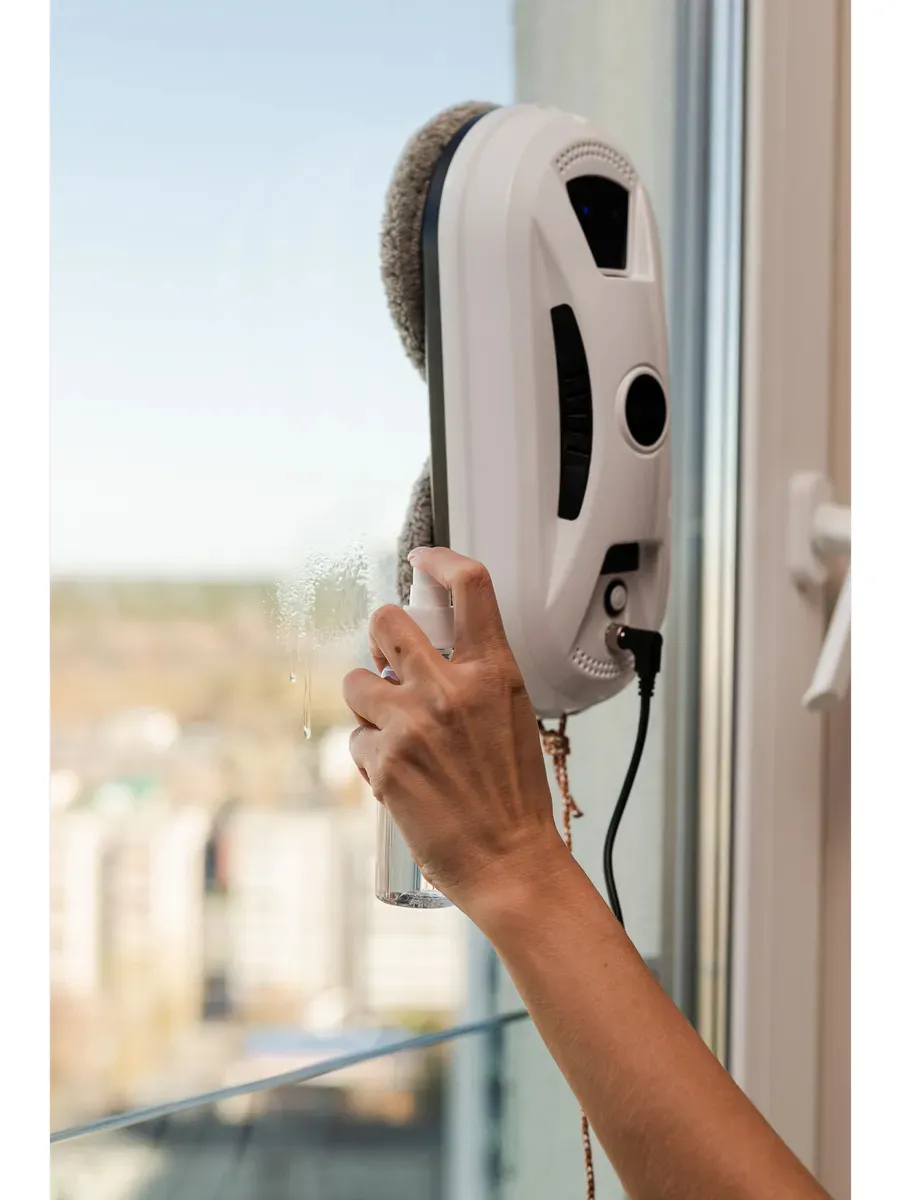 Робот мойщик окон мощный